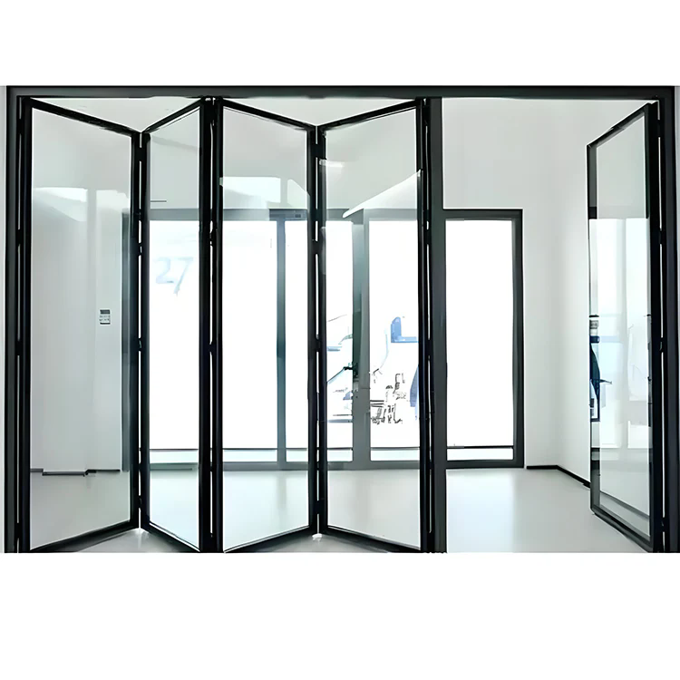 Ce face ușile pliante din aluminiu populare în construcțiile moderne?